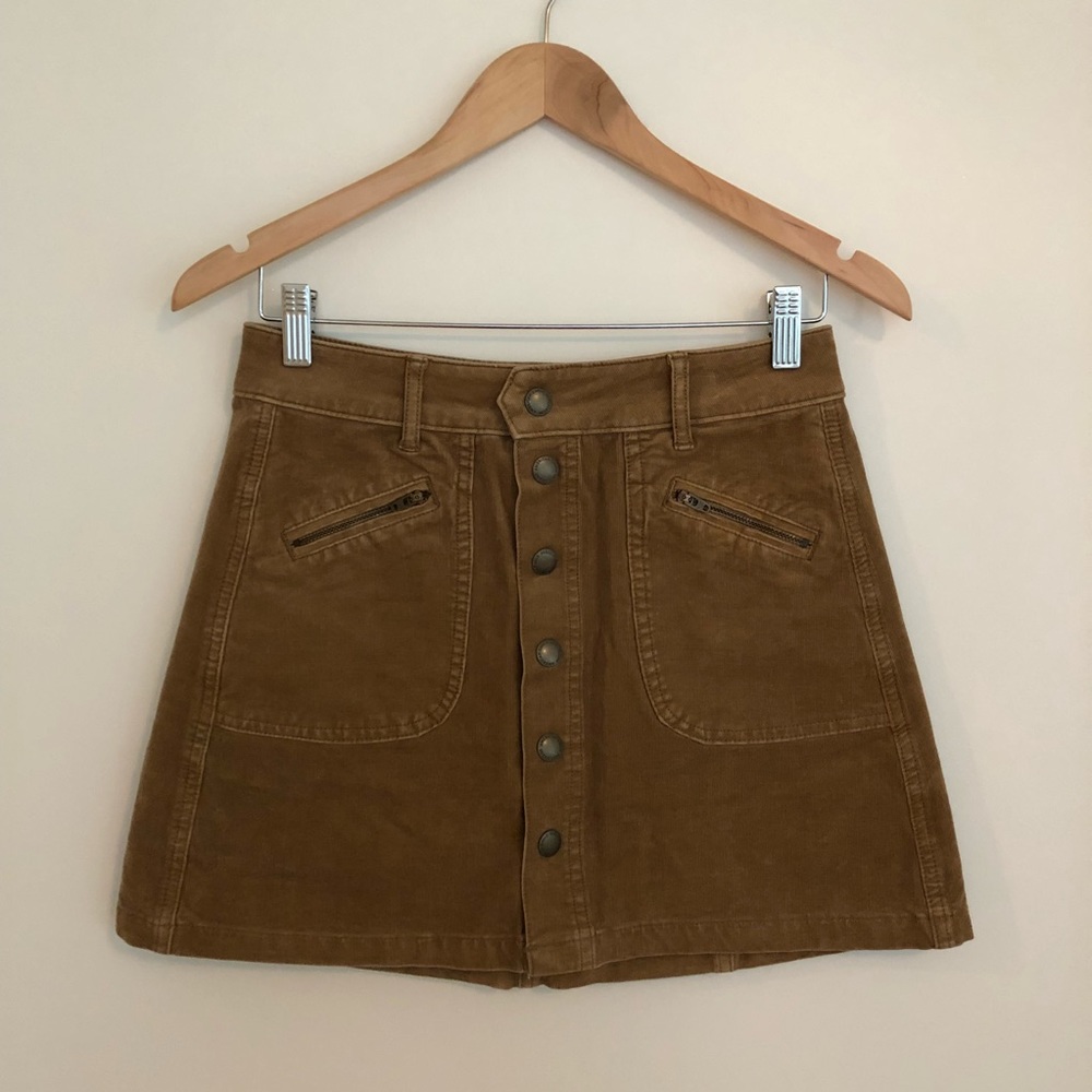 AE Corduroy Button Skirt